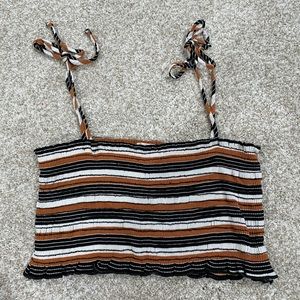 Sweater Knit Crop Top (Dee Elly brand) (Size M)